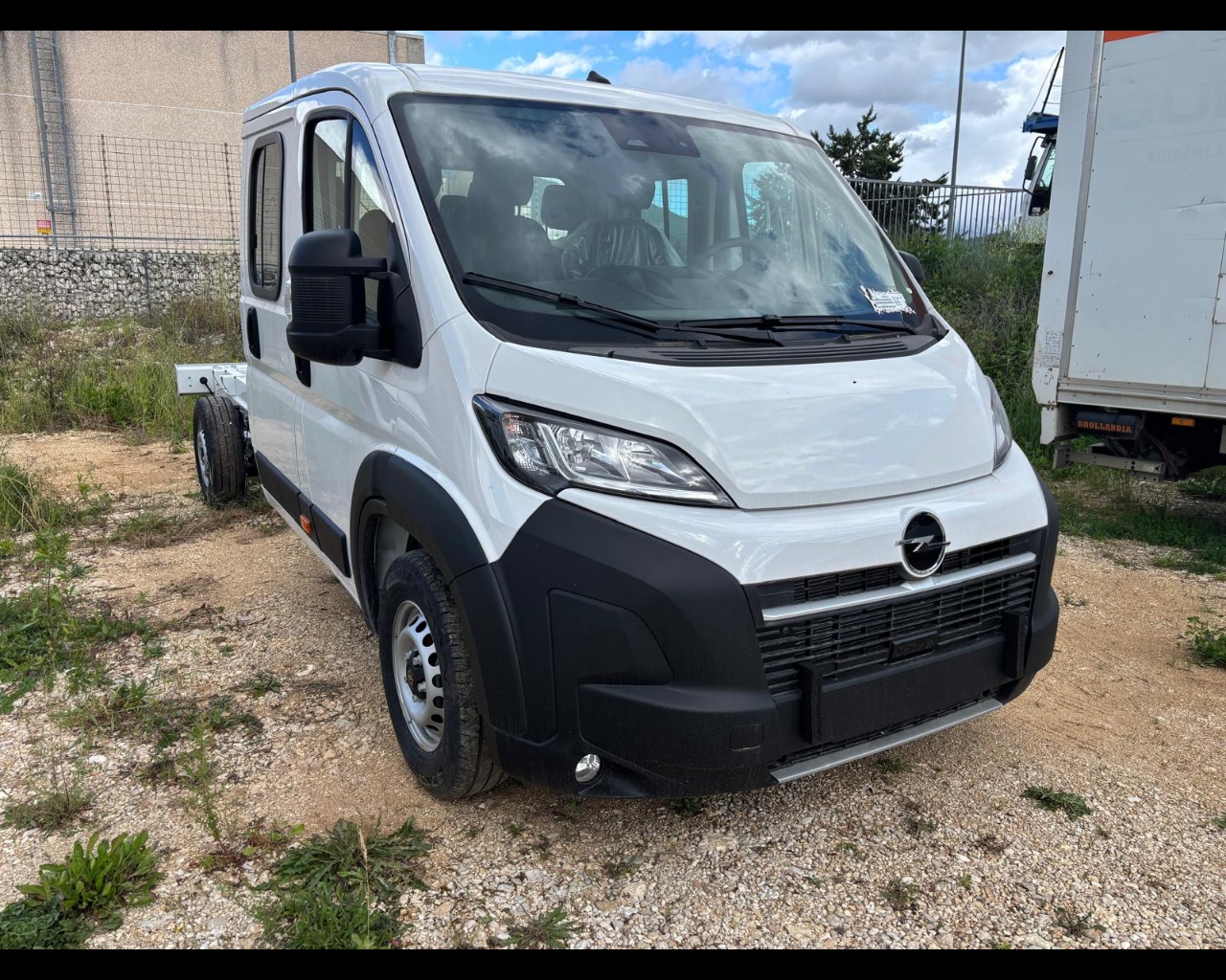 Foto OPEL Movano Autotelaio 35 Heavy L4 Doppia Cabina 2.2 Bl