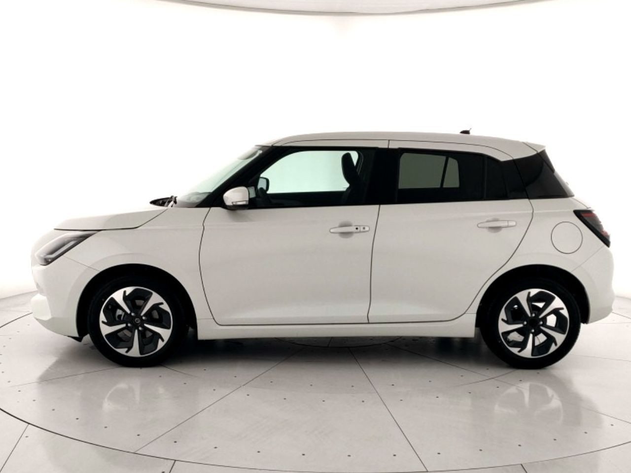 Suzuki Swift Nuovo Ibrido benzina Swift Porto Mantovano