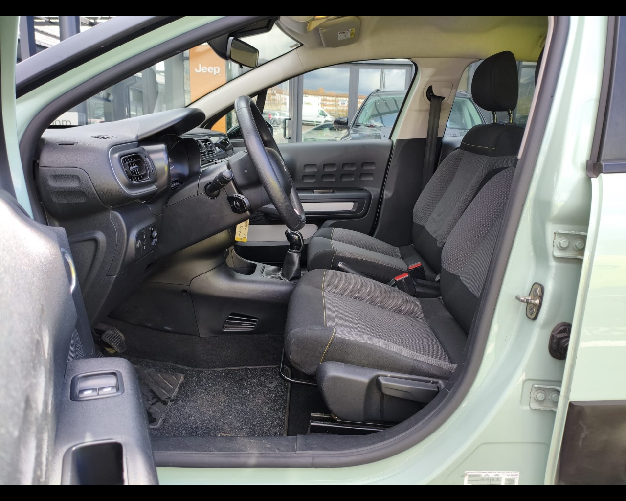 Foto CITROEN  C3 1.2 puretech Feel s&s 83cv neopatentati 