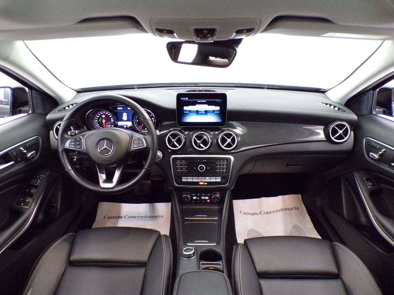 Mercedes GLA GLA 200 D Night edition 4Matic 7G-DCT - 16