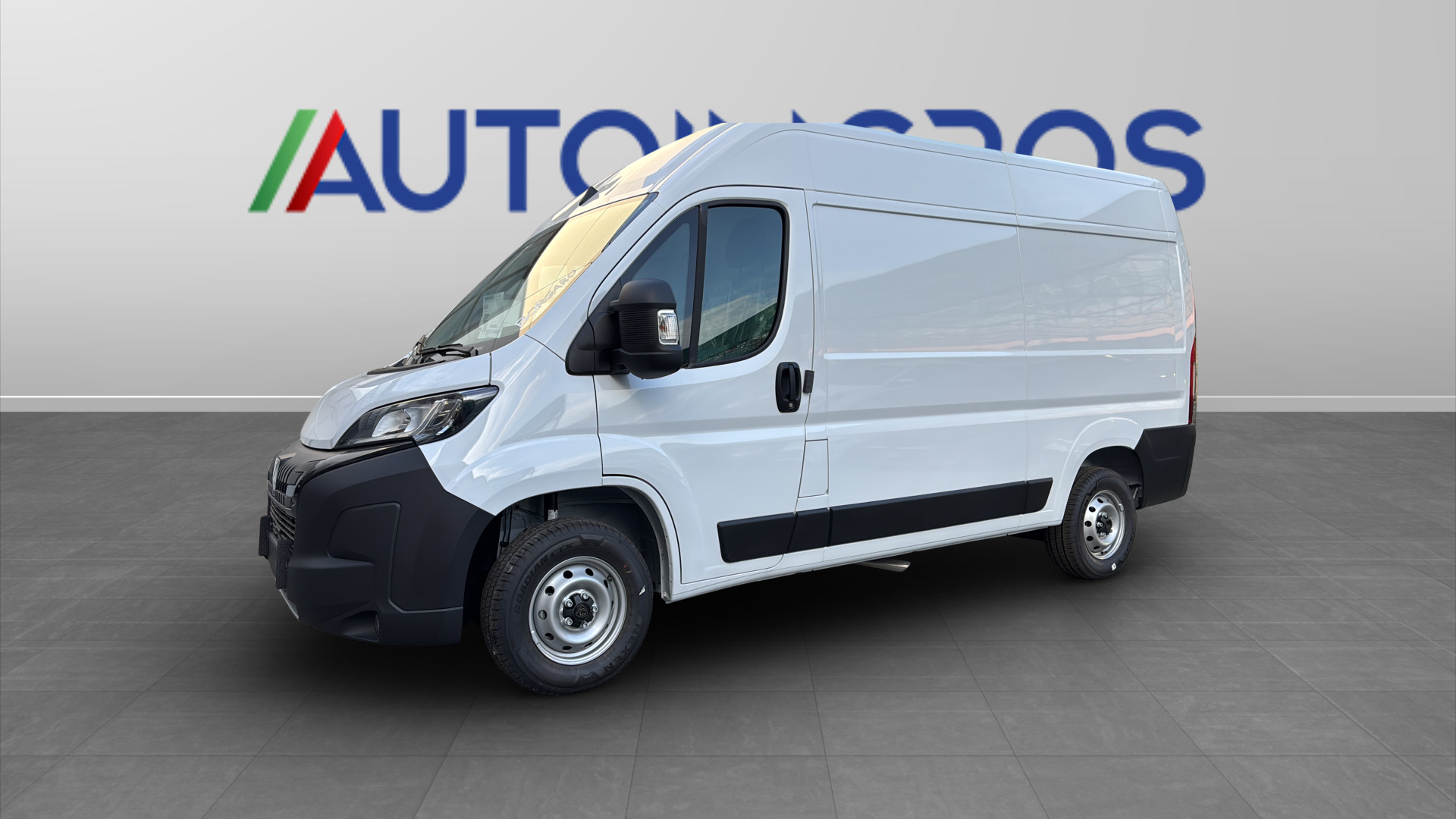 PEUGEOT Boxer Iii 335 2024 Boxer 335 L2H2 2.2 bluehdi 140cv S&S