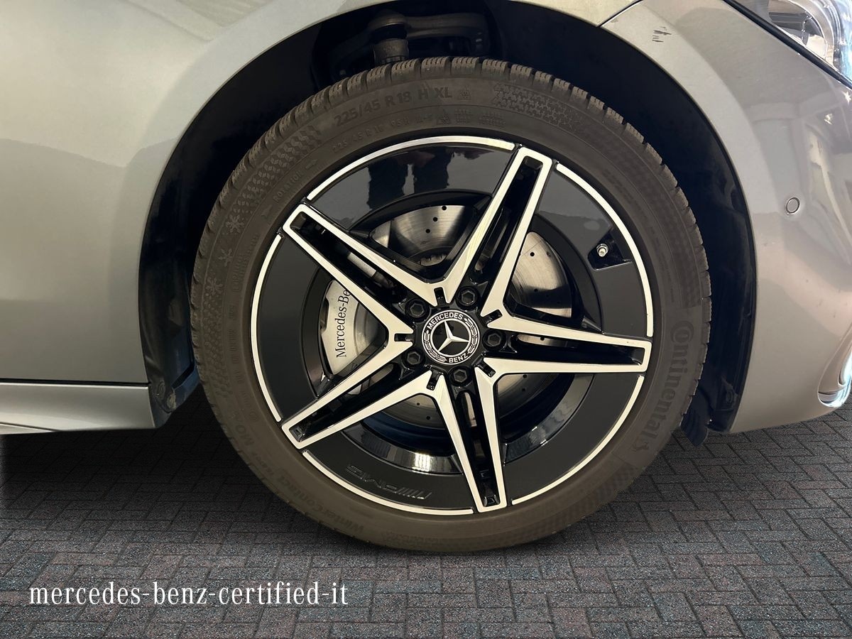 Mercedes Classe C Station Wagon Classe C Station Wagon 300 de Plug in hybrid AMG Line Advanced 9G-Tronic - 17