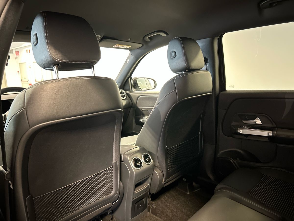 Mercedes GLB GLB 180 D Sport Plus 8G-DCT - 18