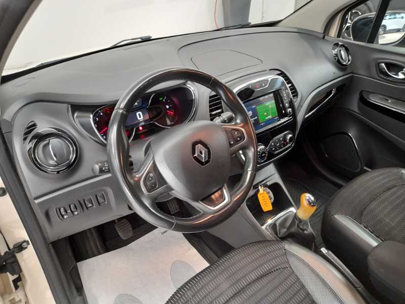 Captur I - Captur 1.5 Dci Intens (energy R-link) 90cv E6