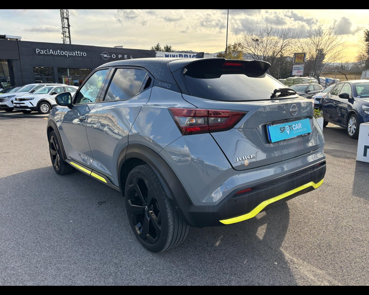Foto NISSAN Juke 1.0 dig-t Kiiro 114cv