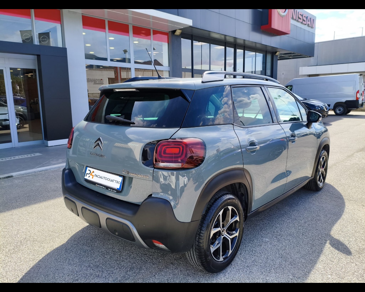 Foto CITROEN C3 Aircross 1.2 puretech Shine s&s 110cv