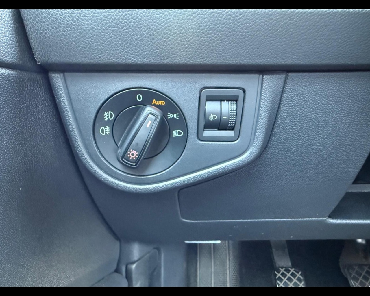 Foto VOLKSWAGEN Polo 5p 1.6 tdi Comfortline 80cv