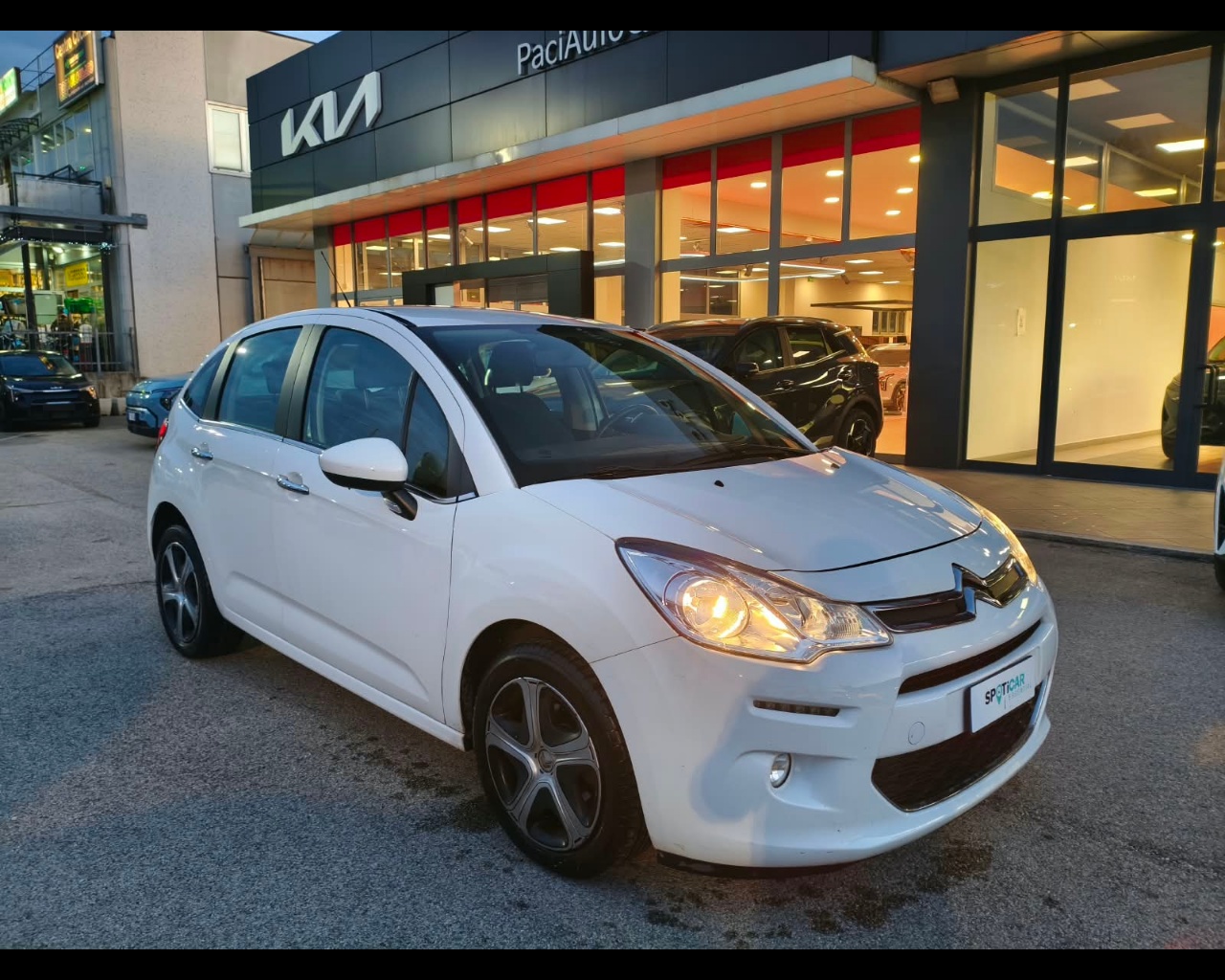 Foto CITROEN C3 1.2 puretech Feel edition 82cv