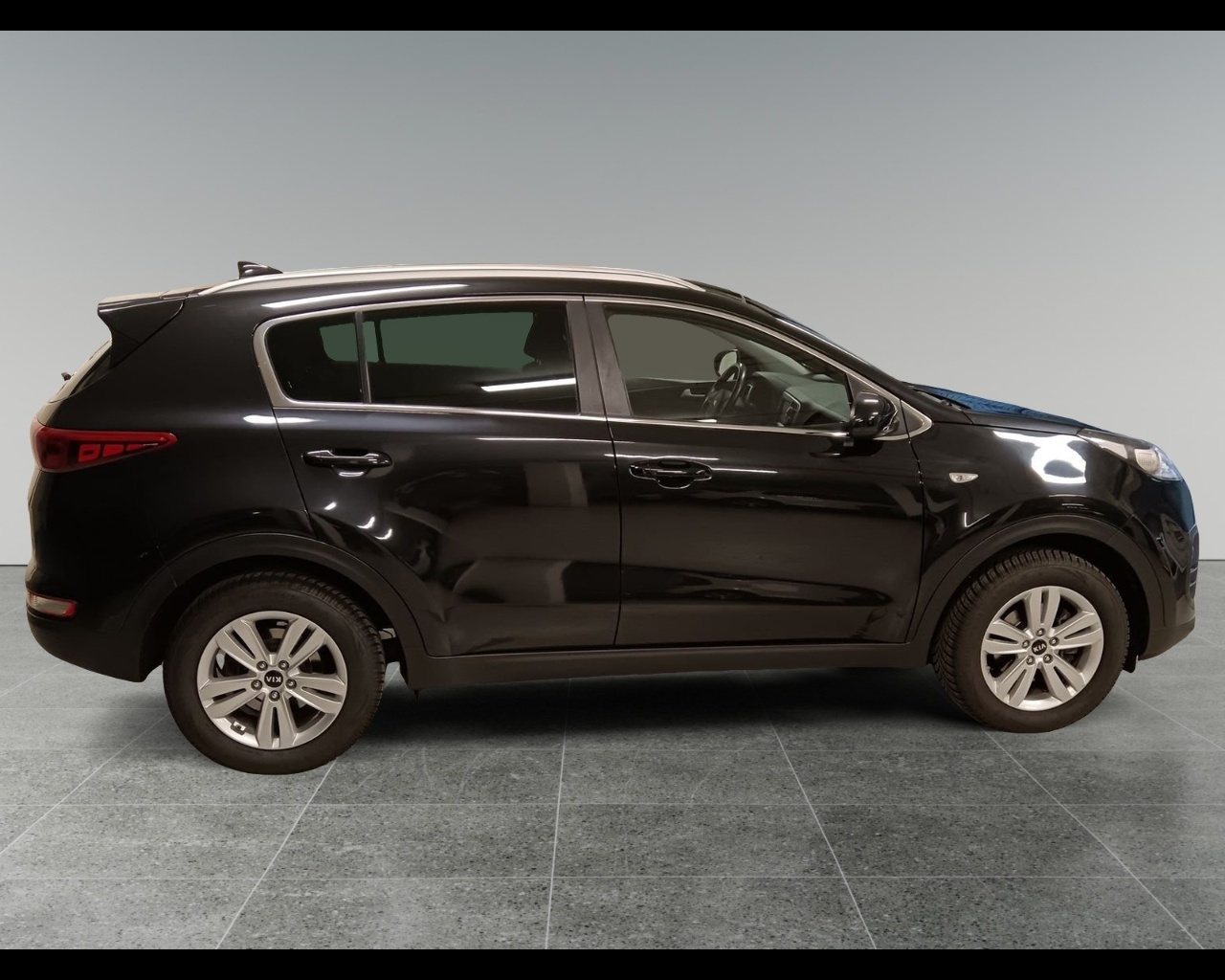KIA Sportage 4ª serie Sportage 1.6 GDI 2WD Cool benzina usato - 5