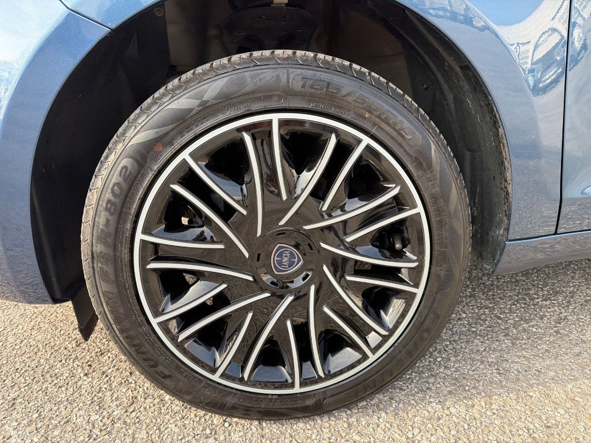 Lancia Ypsilon Usato 2023 Ypsilon Mestre