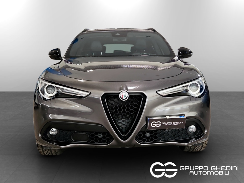 ALFA ROMEO Stelvio 2.2 t Veloce Q4 210cv auto Diesel usato - 3