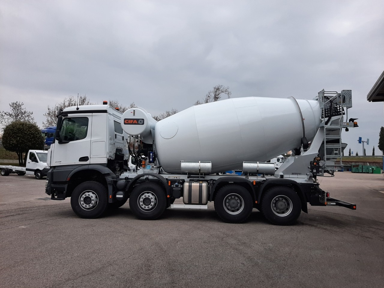 Mercedes Arocs Arocs  4148 B - 6