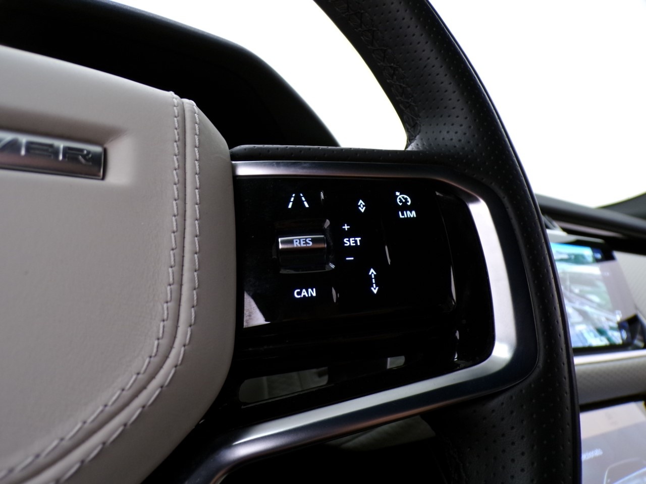 Land Rover Velar Velar 2.0 D I4 MHEV 204cv S 4WD Auto - 17