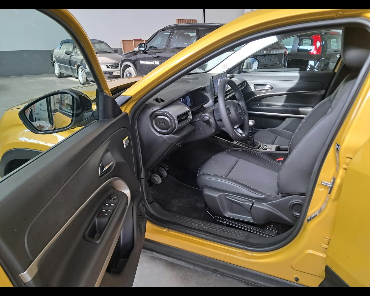 Foto JEEP Avenger 1.2 turbo Summit fwd 100cv