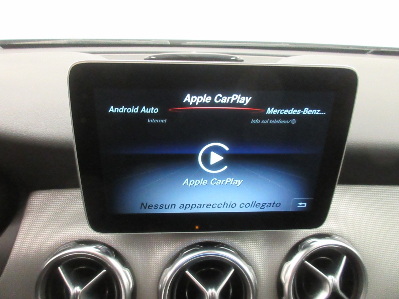 Mercedes GLA GLA 200 D Sport 7G-DCT - 16