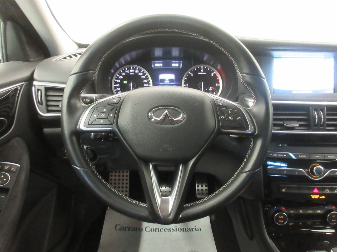 Infiniti Q30 Q30 1.5 D 109cv Business Executive DCT - 13