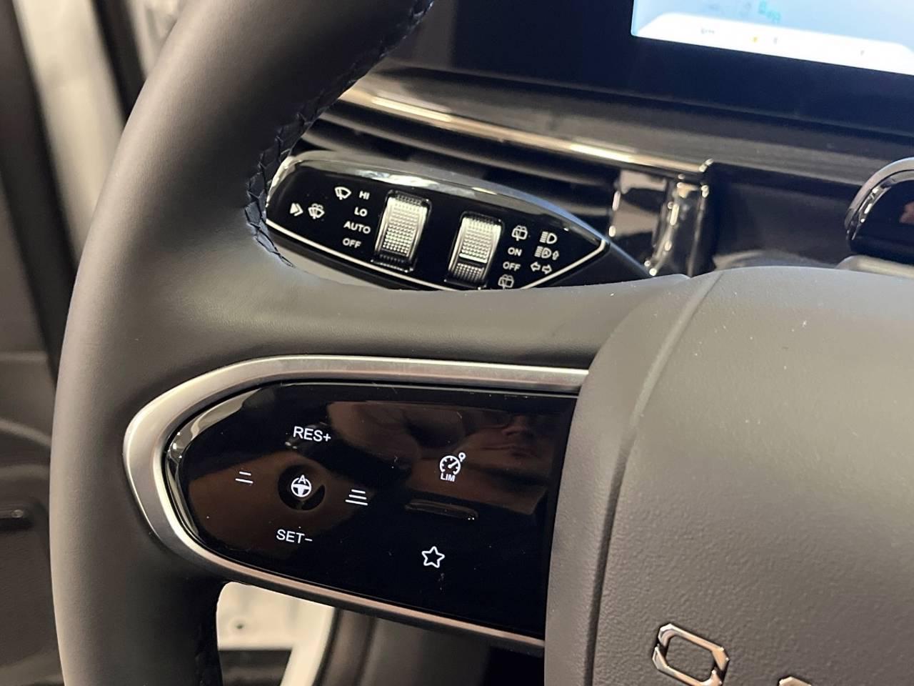 Omoda Omoda 5 Nuovo Benzina Omoda 5 Modena