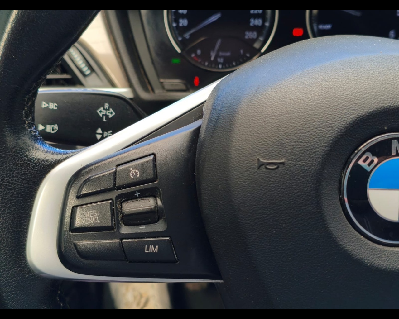 Foto BMW X1 sdrive18d xLine 