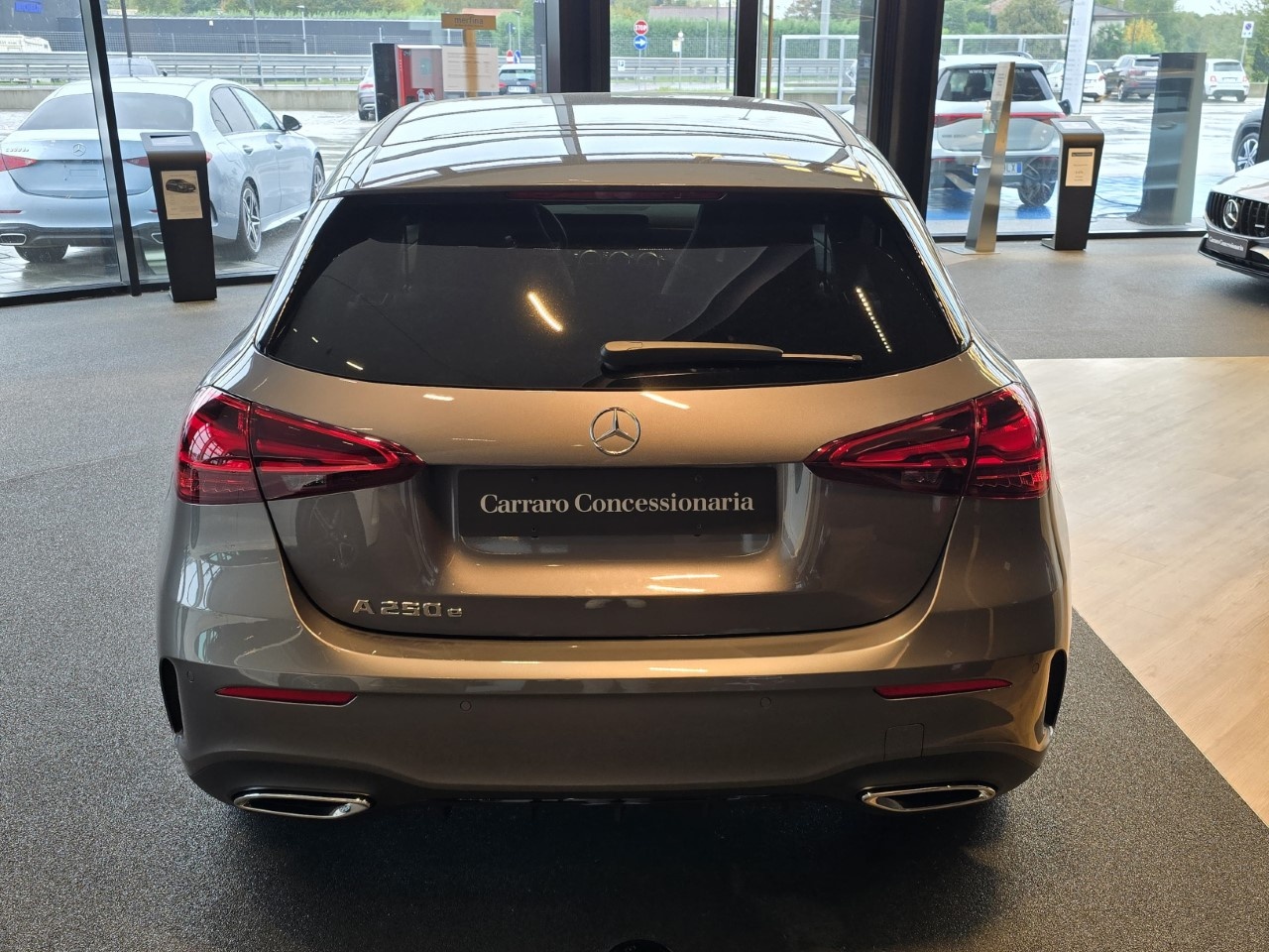 Mercedes Classe A Classe A 250 e Plug-In Hybrid AMG Line ADVANCED PLUS - 4