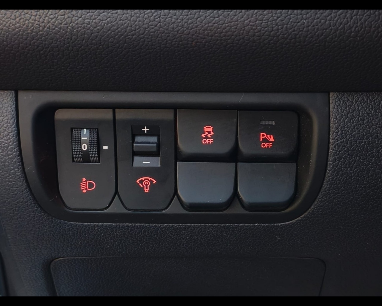 Foto KIA Rio 5p 1.2 Cool eco Gpl