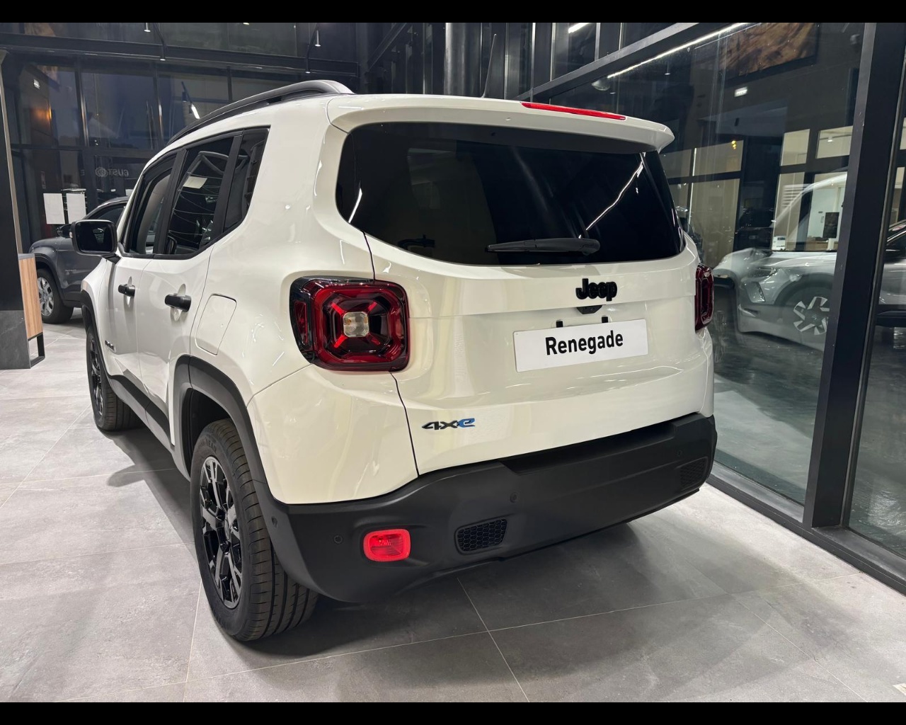 Foto JEEP Renegade Plug-In Hybrid My25 North Star 1.3 Turbo T4 Phev 4xe At6 240cv