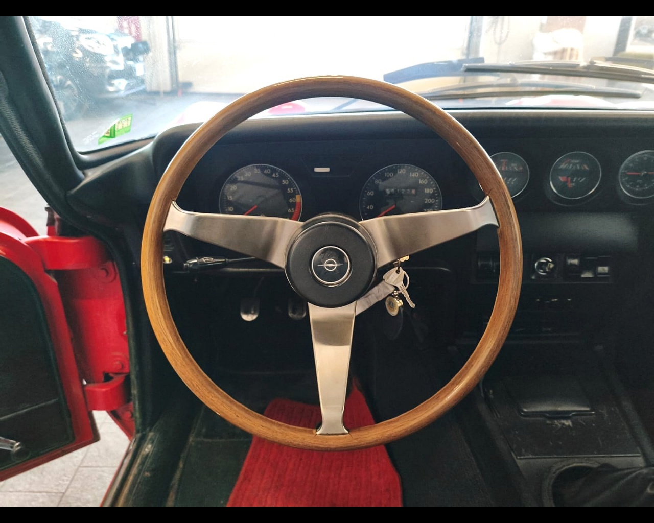 Foto OPEL OPEL GT 1900