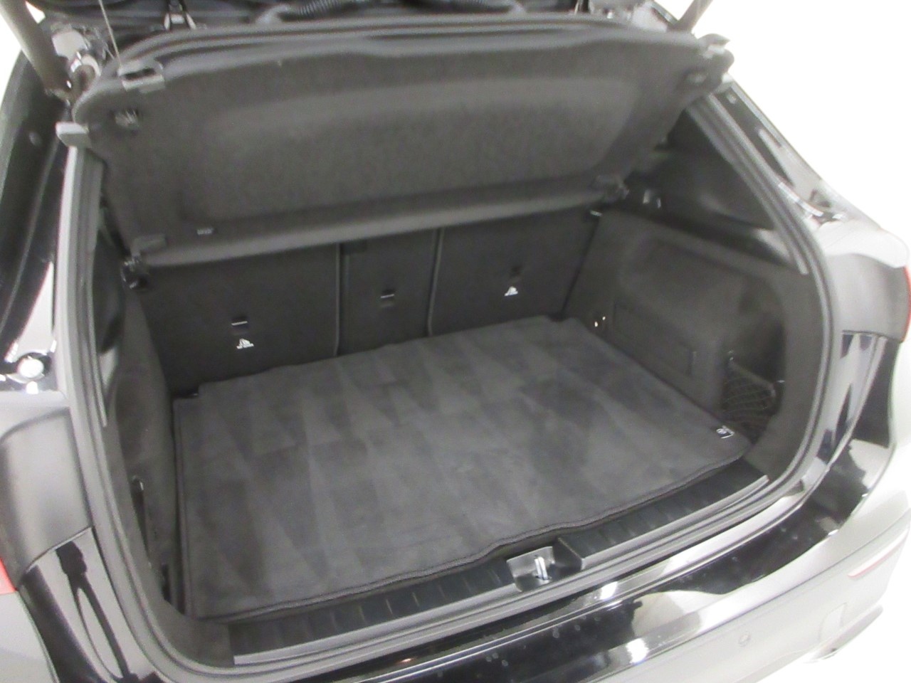 Mercedes GLA GLA 180 D Sport Plus 8G-DCT - 9