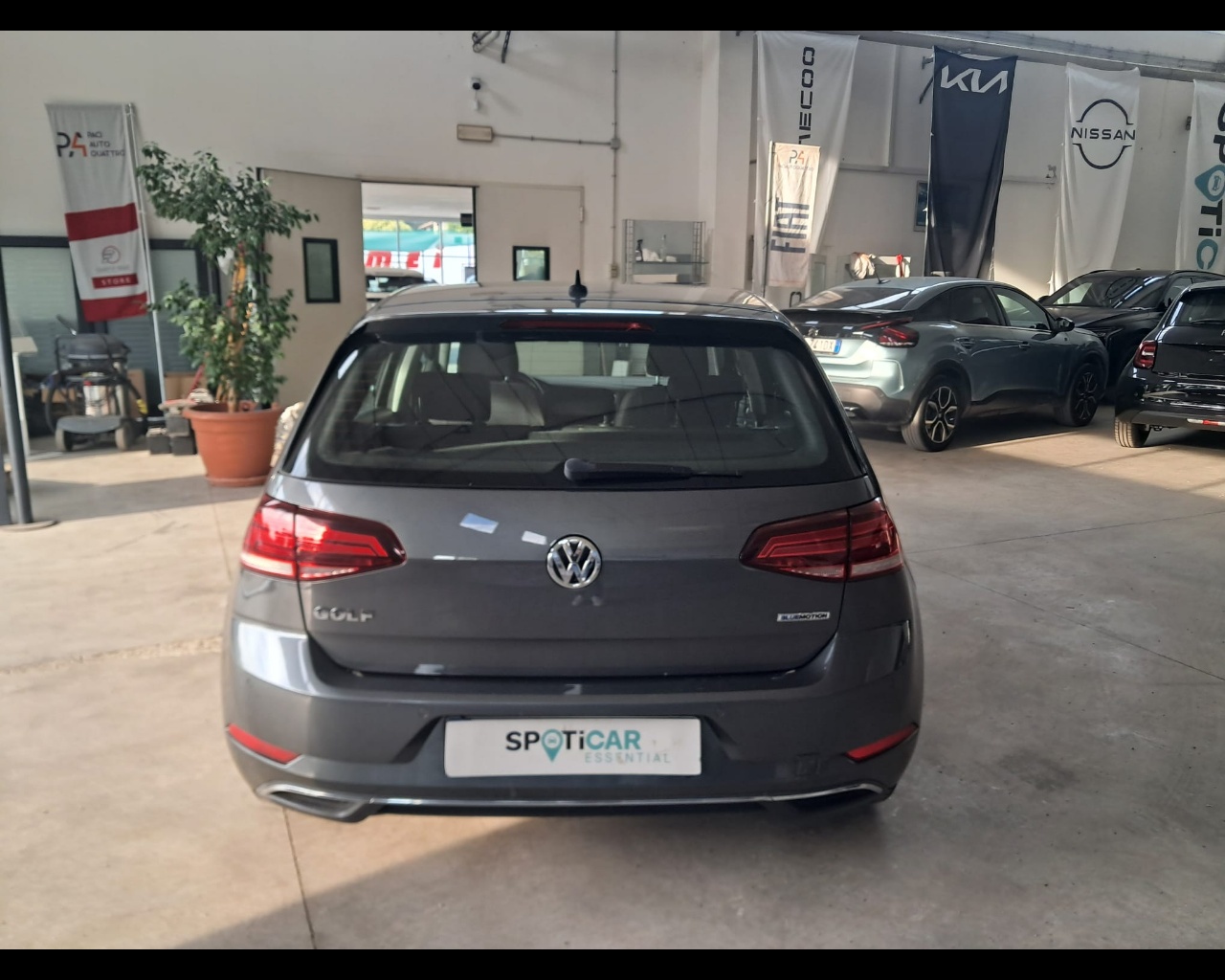 Foto VOLKSWAGEN Golf 5p 1.5 tgi Executive 130cv dsg