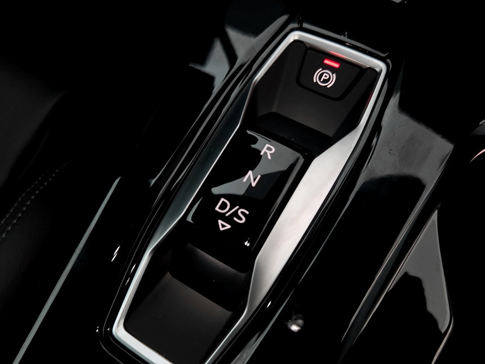 AUDI Q5 35 2.0 tdi mhev 12V Business s-tronic Ibrida km0 - 16