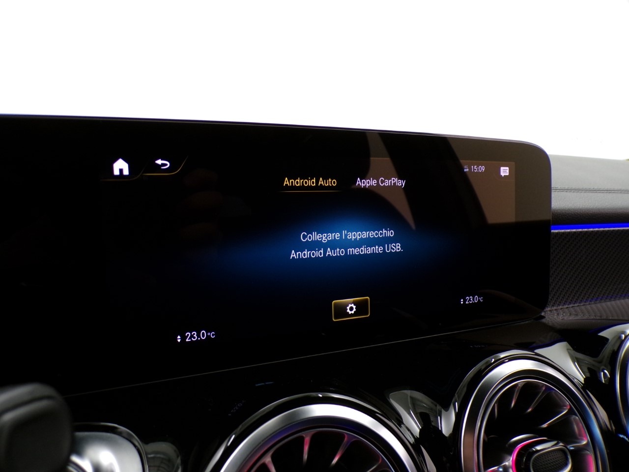 Mercedes  GLB 200 D AMG Line Premium 8G-DCT - 19