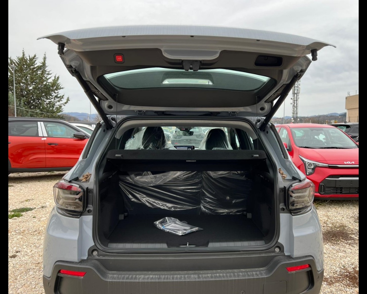 Foto JEEP Avenger Mhev My25 Avenger Altitude 1.2 100cv Dct Mhev