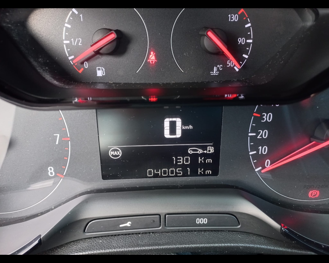 Foto OPEL Crossland 1.5 ecotec Elegance 110cv
