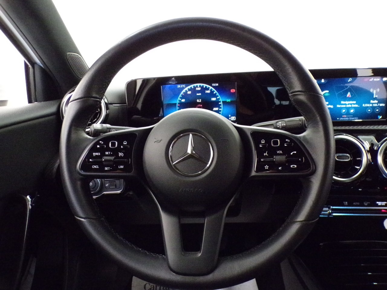 Mercedes Classe A Classe A 180 D Business 7G-DCT - 16