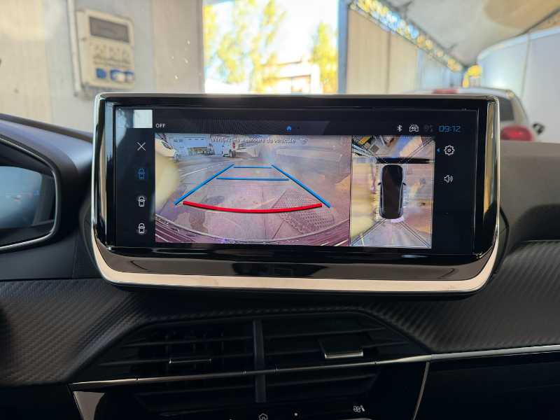 208 5p  - Allure Puretech 100 S&s