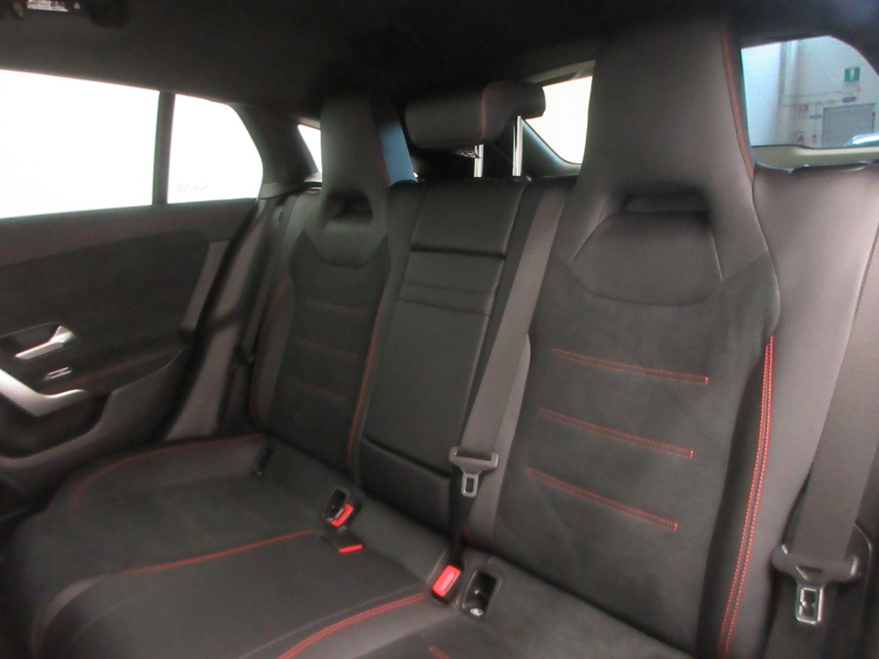 Mercedes CLA Shooting Brake CLA Shooting Brake 200 D Premium 8G-DCT - 15