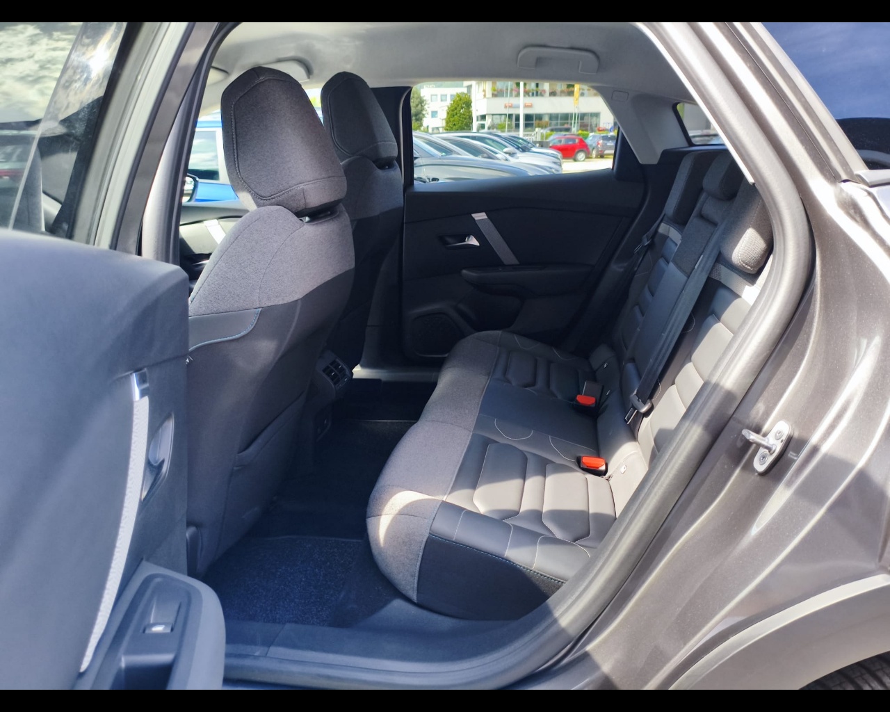 Foto CITROEN C4 1.5 bluehdi Shine s&s 130cv eat8