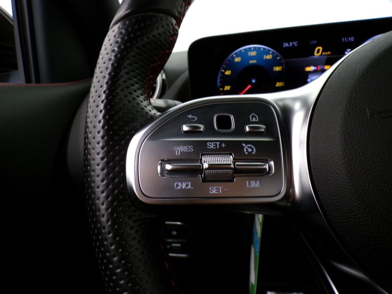 Mercedes GLA GLA 200 D Premium 8G-DCT - 18