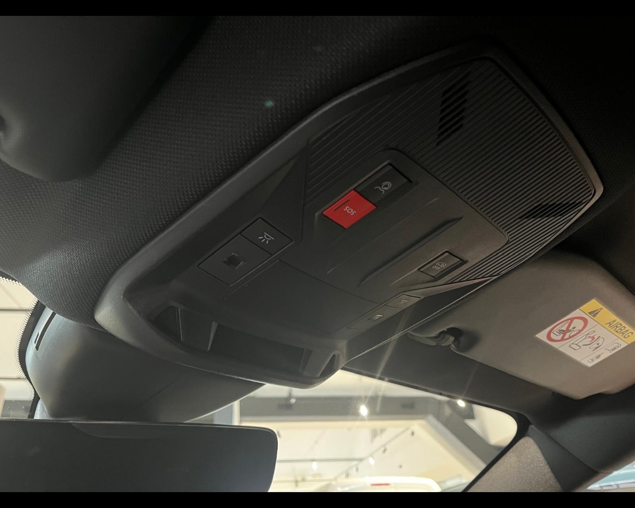 Foto PEUGEOT 308 1.2 hybrid GT 145cv e-dcs 6