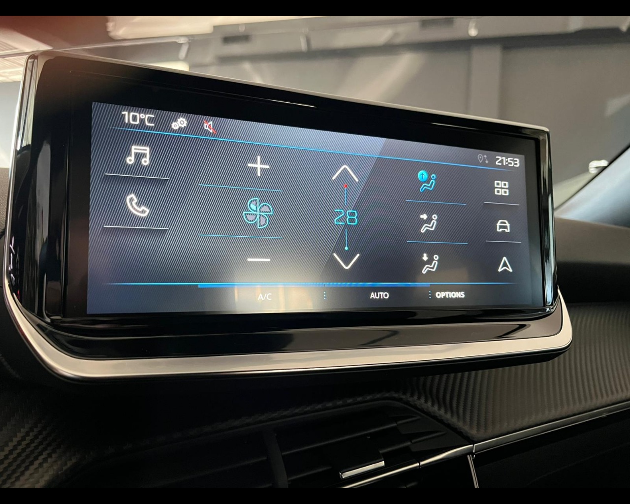 Foto PEUGEOT 2008 1.2 puretech Style s&s 100cv