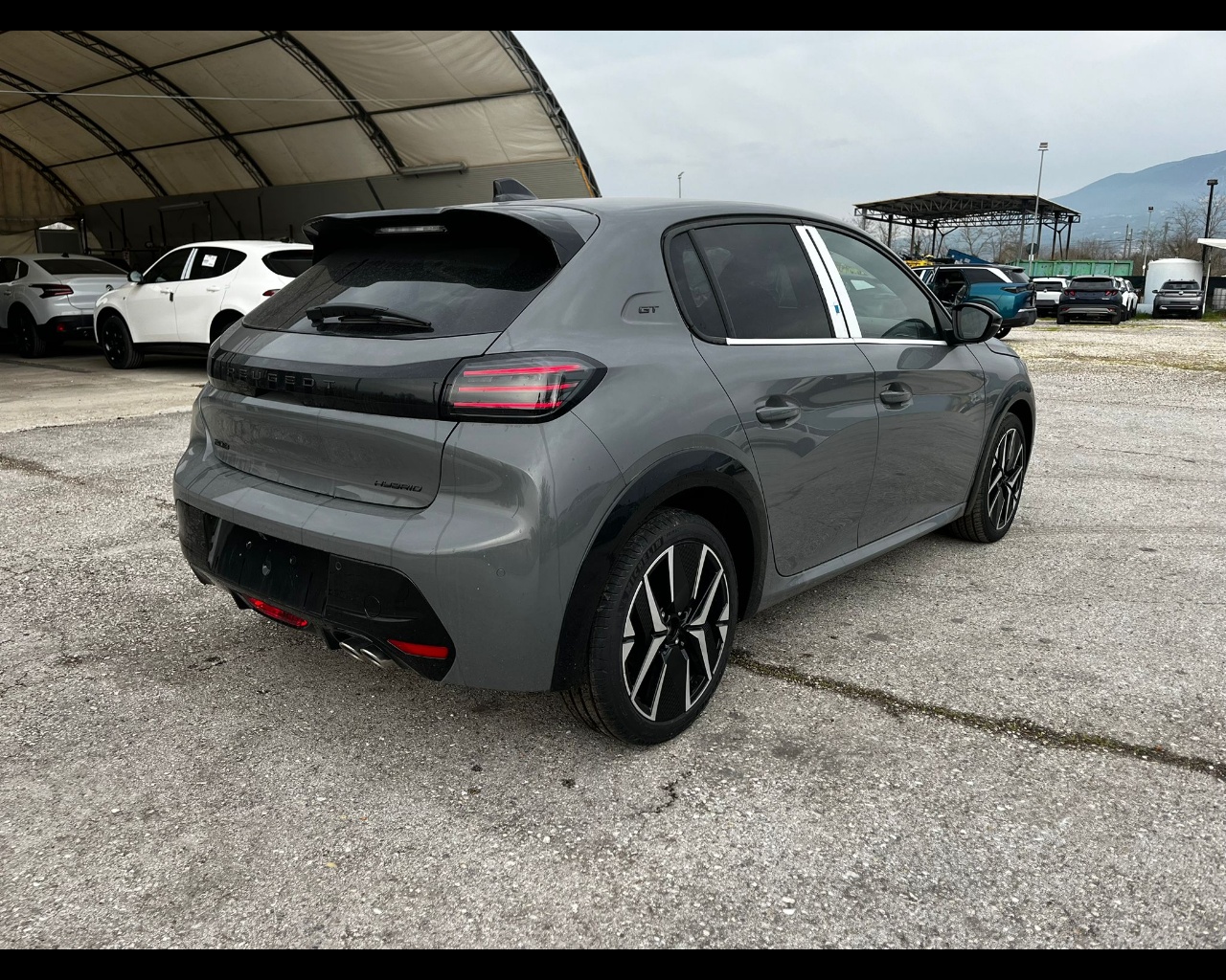 Foto PEUGEOT 208 1.2 hybrid GT 136cv e-dcs 6