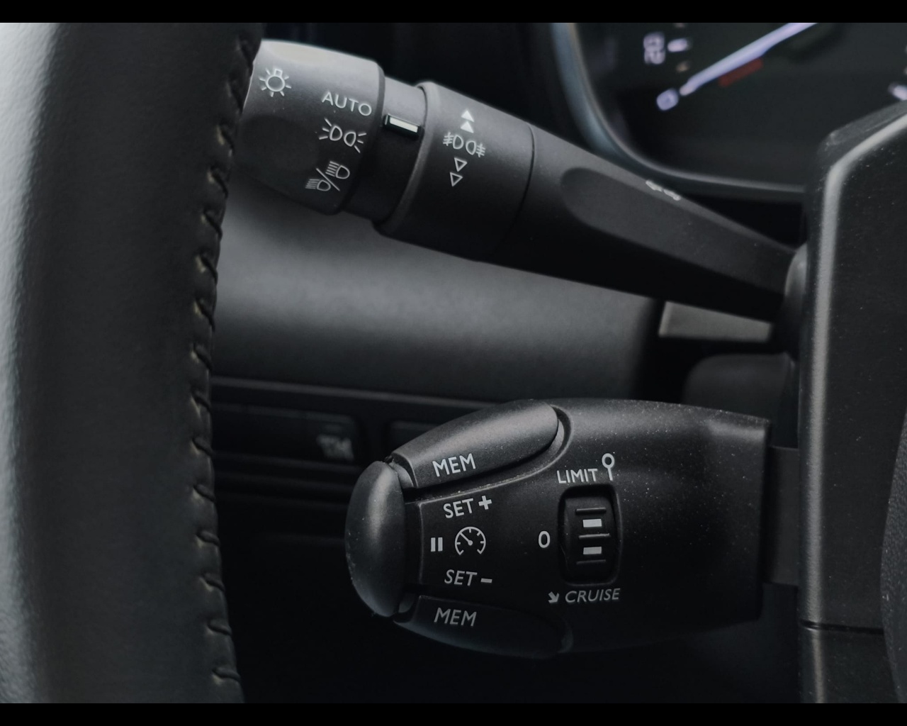 Foto CITROEN C3 Aircross 1.5 bluehdi Shine Pack s&s 110cv