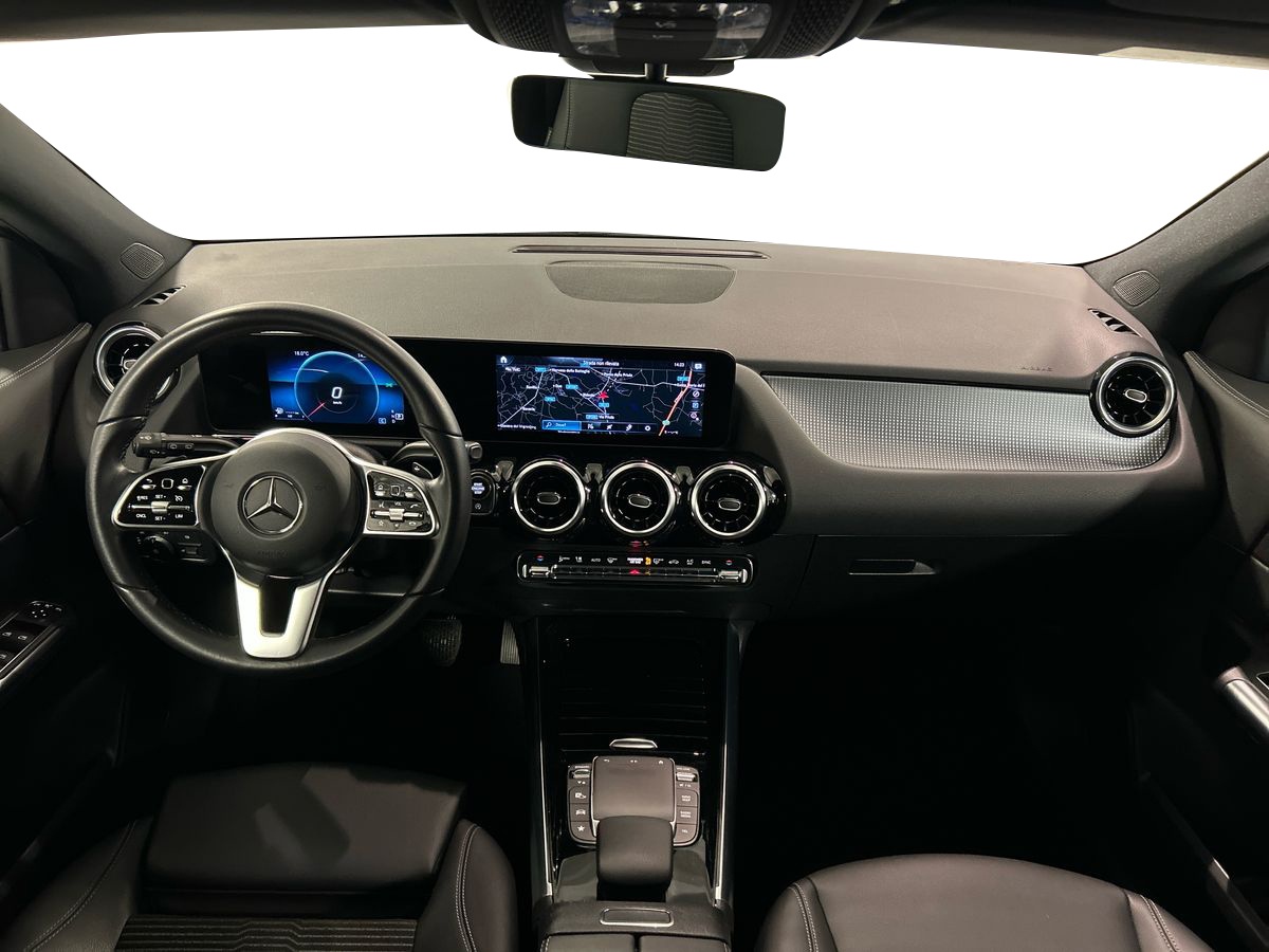 Mercedes GLA GLA 180 D Sport Plus 8G-DCT - 9