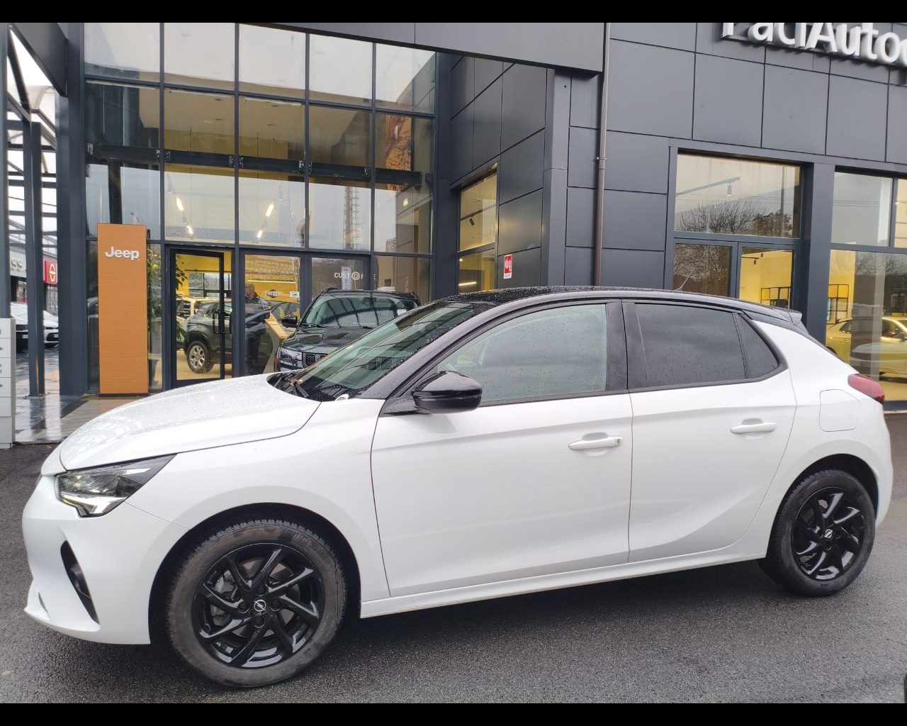 Foto OPEL Corsa 1.2 Blitz Edition s&s 100cv