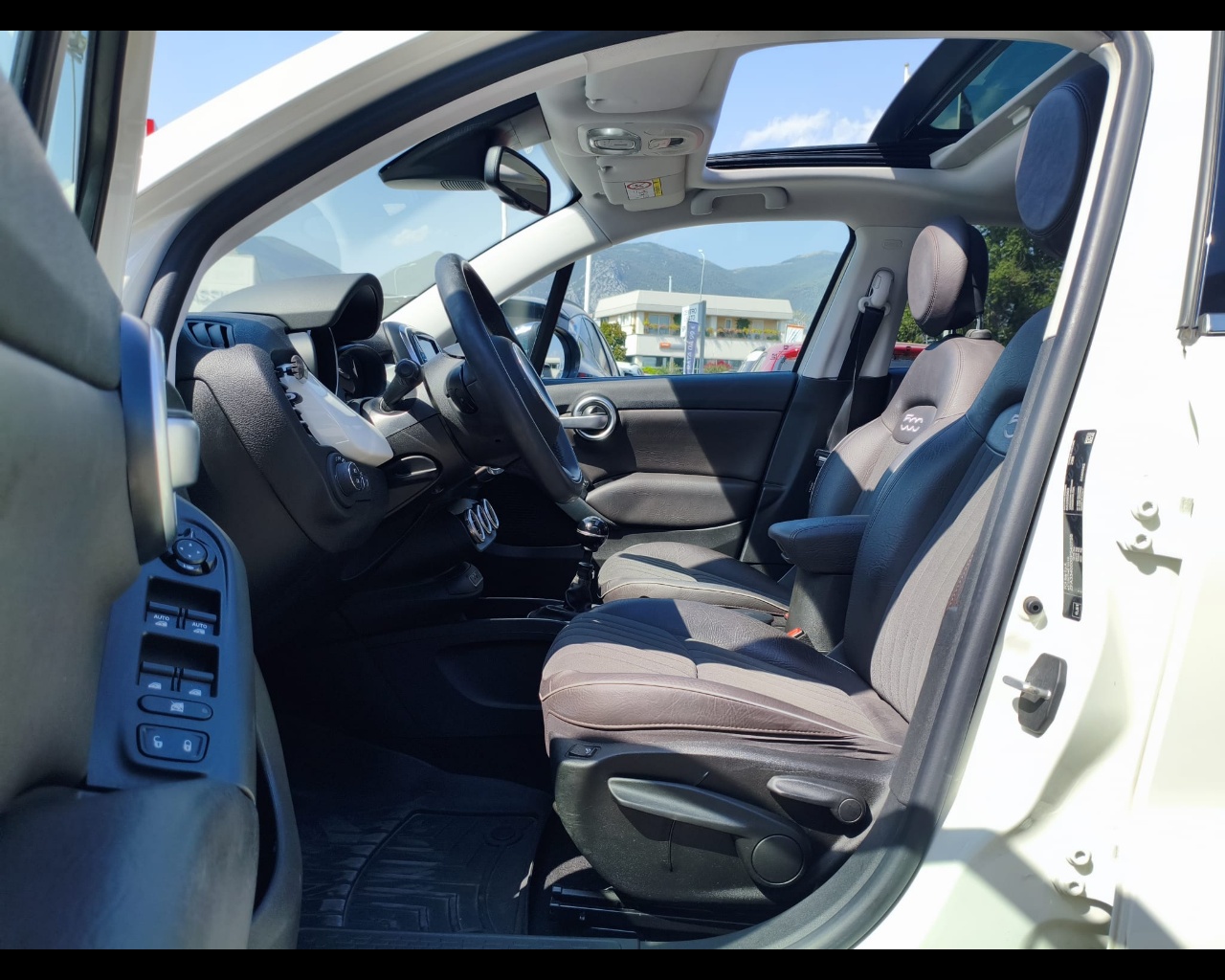 Foto FIAT 500X 1.3 mjt Lounge 4x2 95cv
