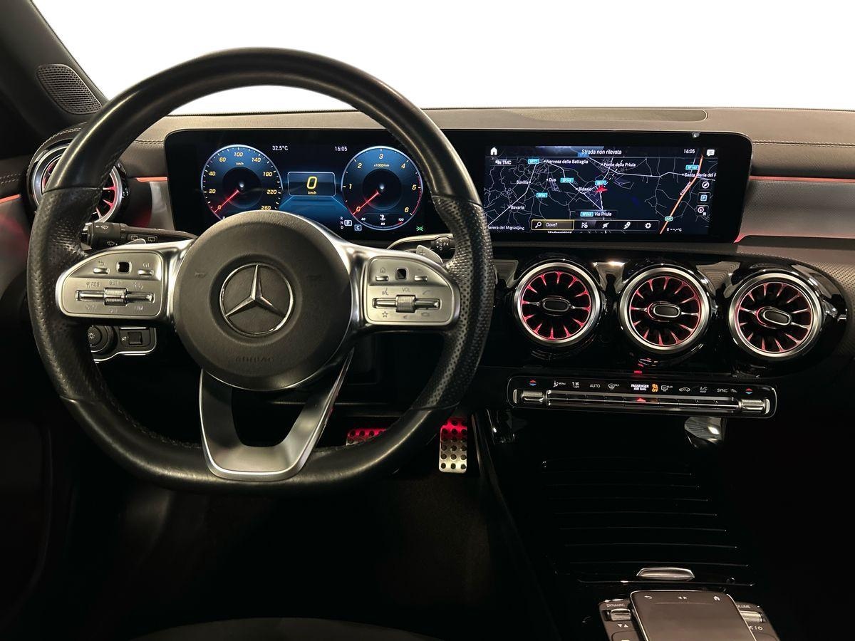 Mercedes Classe A Classe A 180 D Premium Night edition 8G-DCT - 11