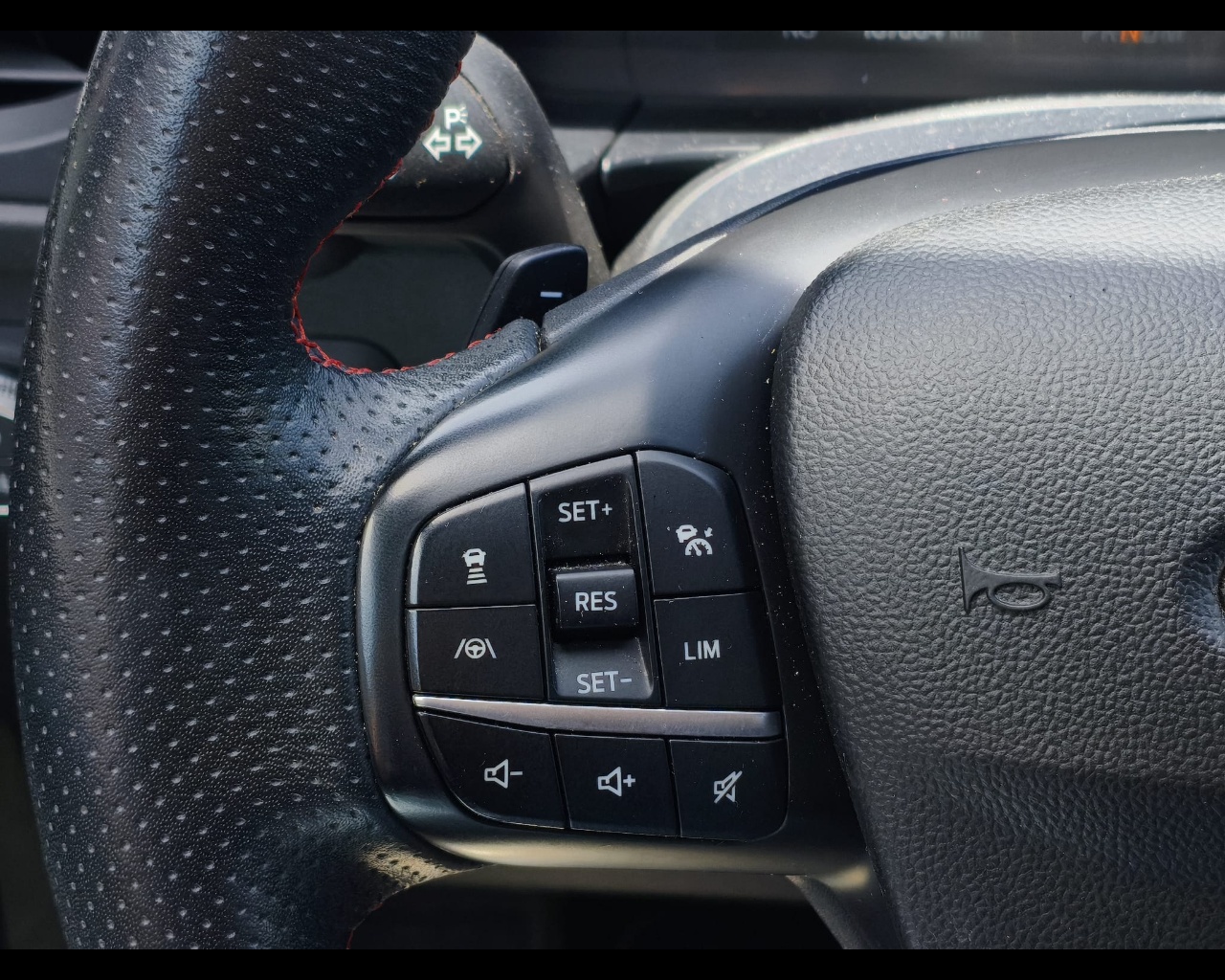 Foto FORD Kuga 1.5 ecoblue ST-Line X 2wd 120cv auto