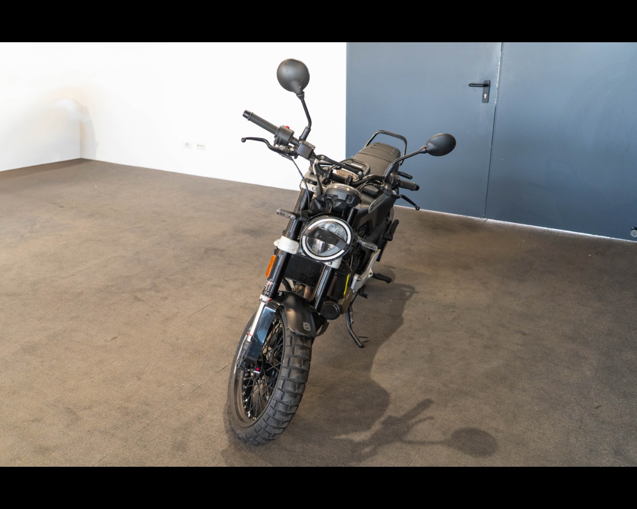 HUSQVARNA Husqvarna