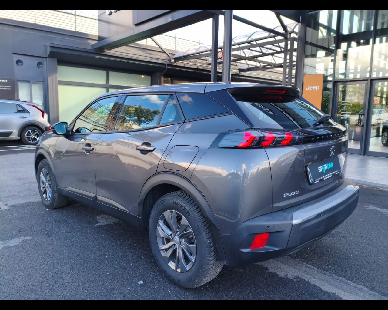 Foto PEUGEOT 2008 1.2 puretech Active Pack s&s 100cv GPL