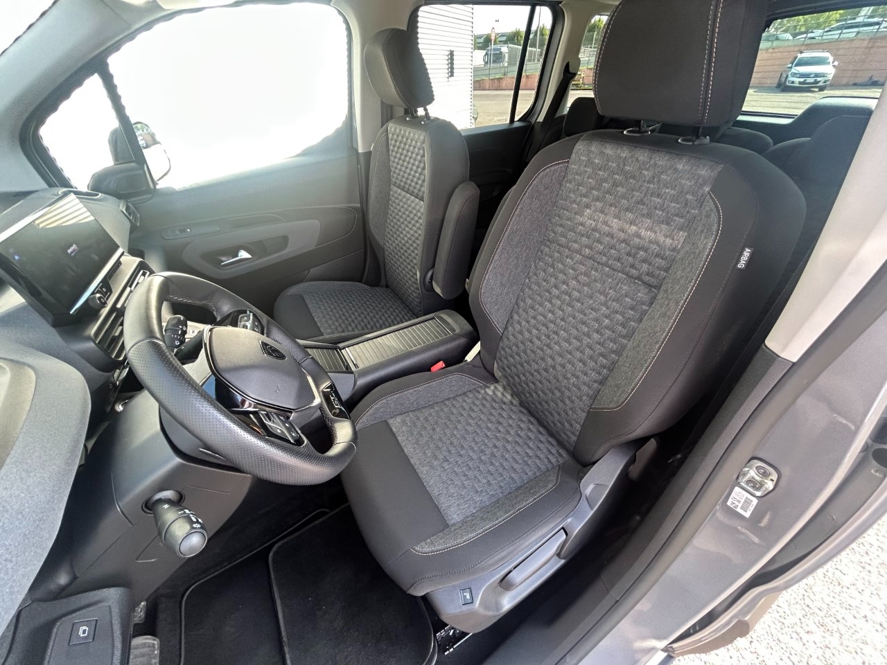 Peugeot Rifter Rifter Long 1.5 BlueHDi 130cv GT EAT8 S&S - 15
