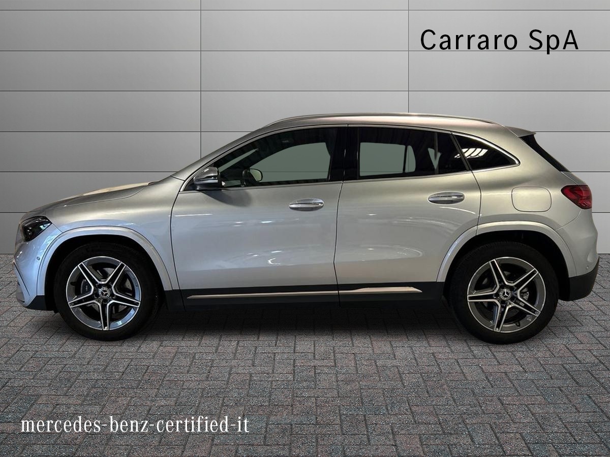 Mercedes  GLA 200 D AMG Line Advanced Plus 4Matic 8G-DCT - 6